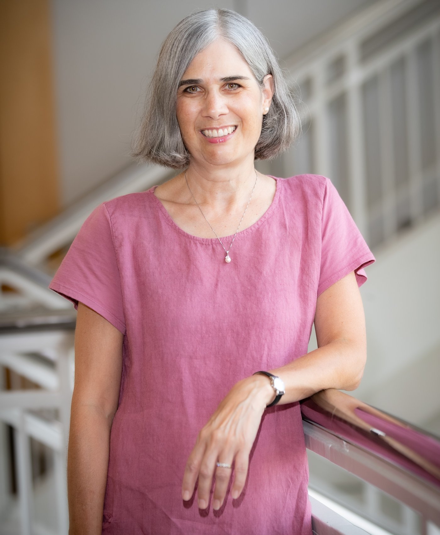 Portrait of Leslie Baynes